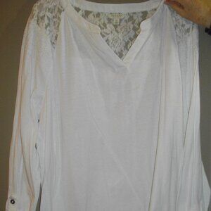 Women's Sonoma Lifestyle white long sleeve cotton and lace detail shirt. XL.